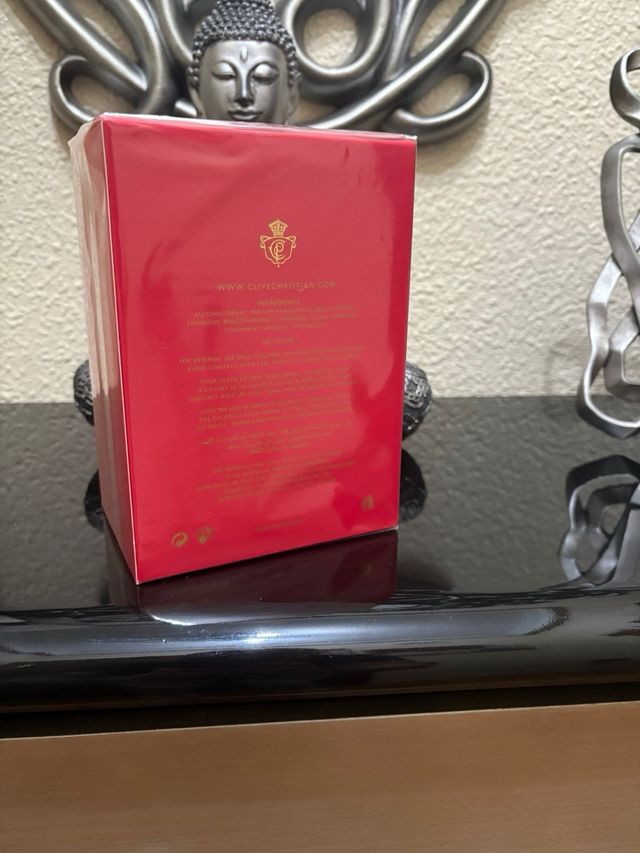 Clive Christian Town & Country