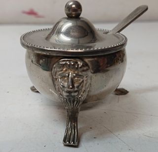 Oggetti decorativi vintage in miniatura metallo  4