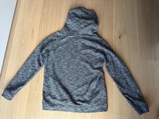 Sudadera gris Primark con bolsillos