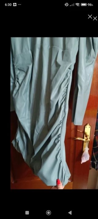 Vestido polipiel Zara verde