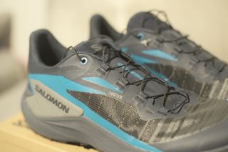 Zapatillas trail SALOMON Genesis 43 1/3 [NUEVAS]