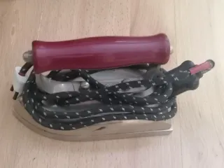 Plancha antigua eléctrica