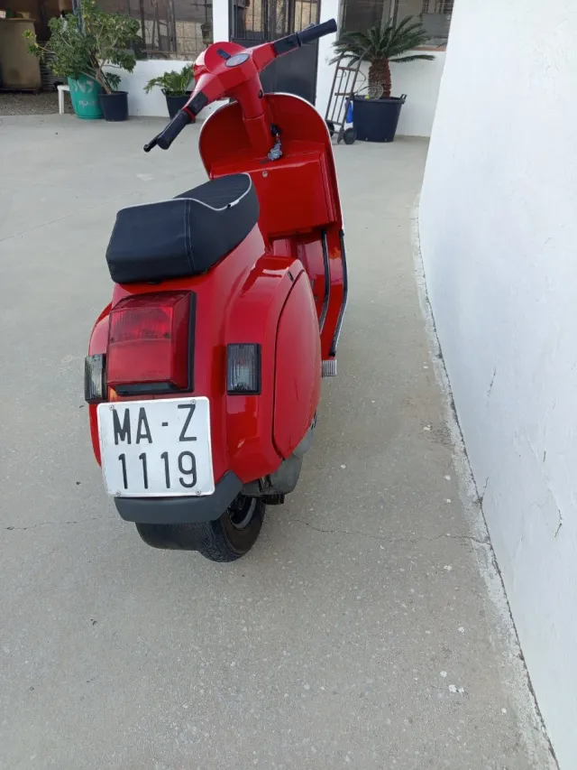 Vespa PK s 125cc Roja