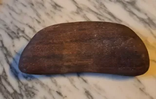 Acha de piedra 16 cm