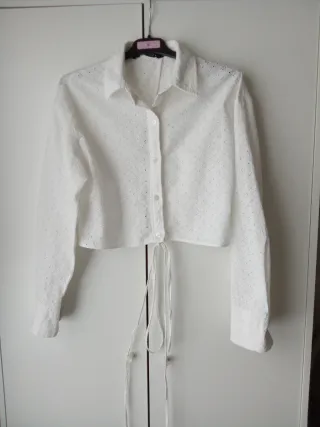Camisa Zara troquelada blanca