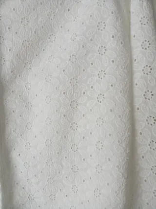 Camisa Zara troquelada blanca