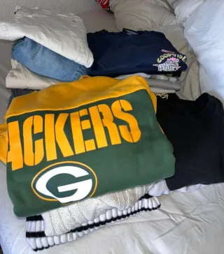 Pack de Ropa sudadera, camiseta, pantalón