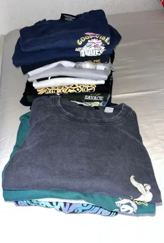 Pack de Ropa sudadera, camiseta, pantalón