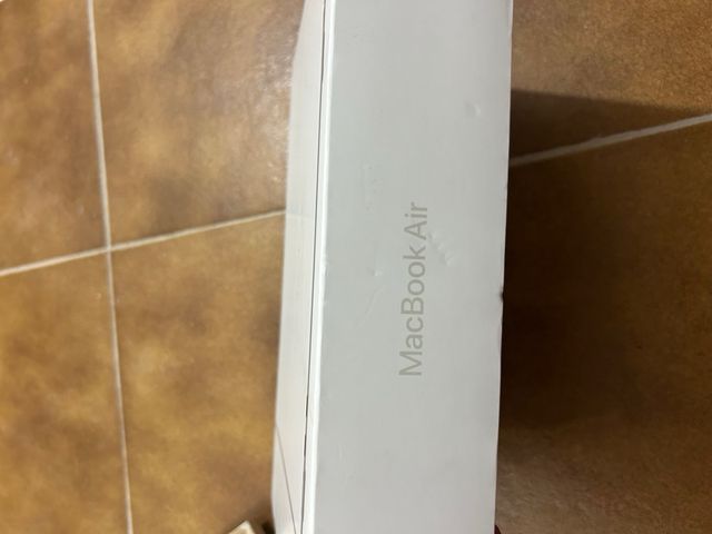 Caja MacBook Air 