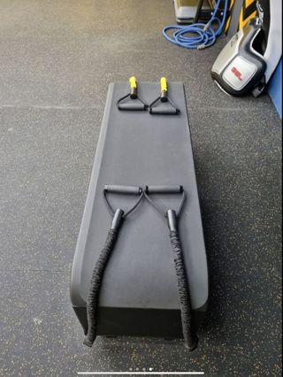 Cajón Technogym Bench Exposición