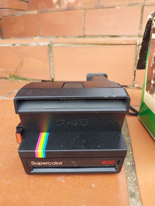 Cámara Polaroid Supercolor 600