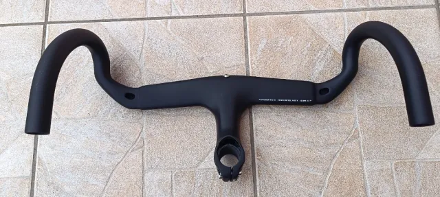 Manubrio integrato bici da corsa Aero RSL