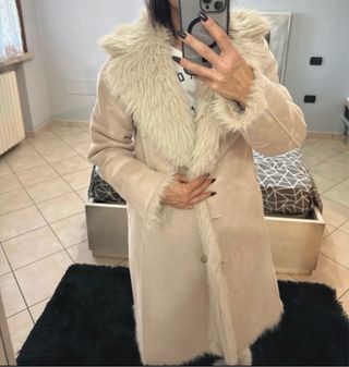 Cappotto eco pelliccia beige