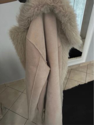 Cappotto eco pelliccia beige