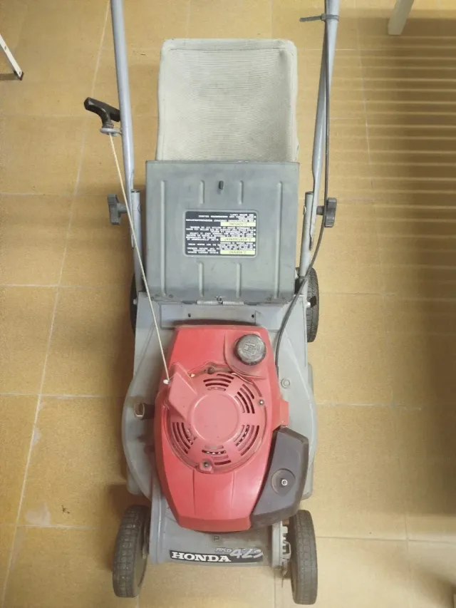Cortador de relva Honda 423