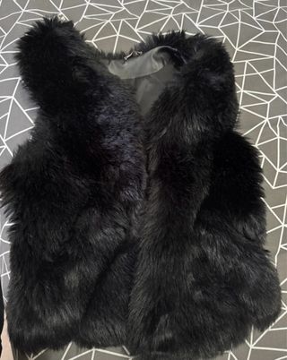 Gilet in eco pelliccia nero