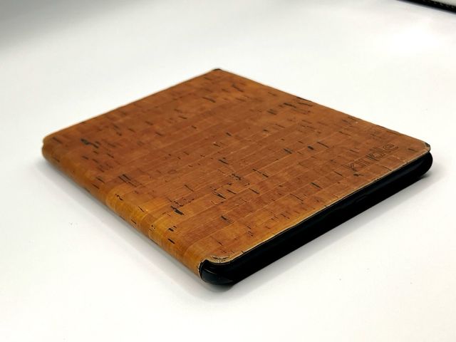 Kindle Paperwhite 11 6.8” 32GB + Funda Corcho