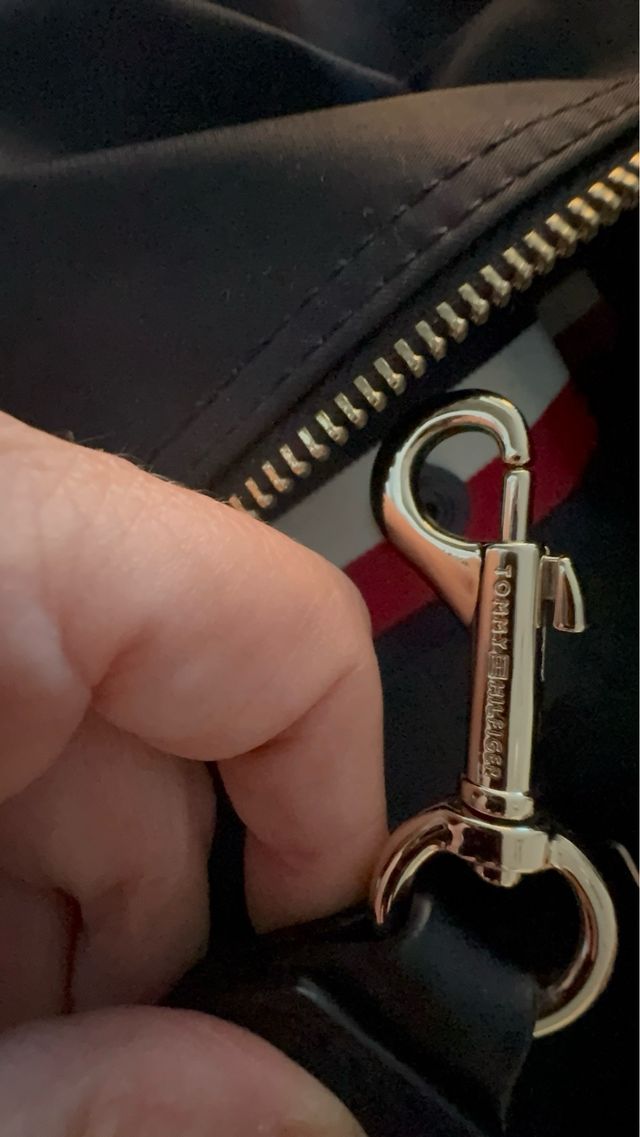 Bolso Tote Negro Tommy Hilfiger