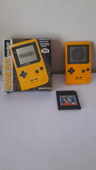 Nintendo Game Boy Pocket Giallo