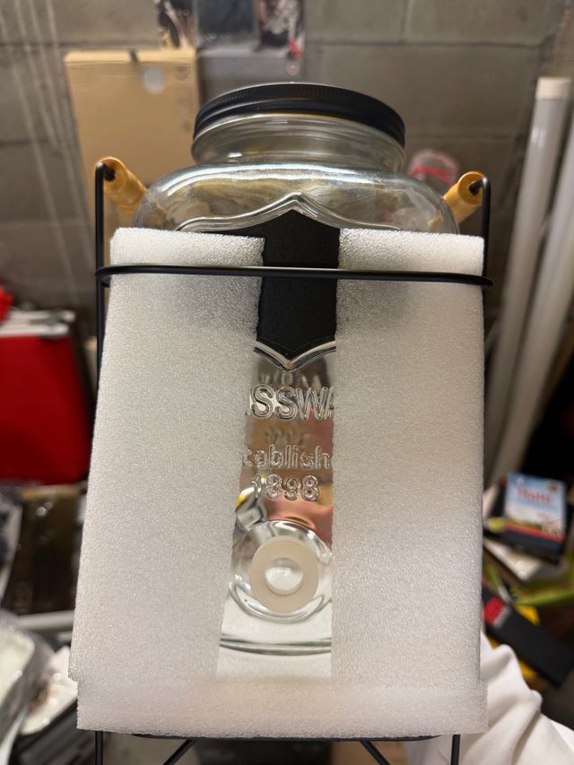 Dispenser acqua con rubinetto in vetro