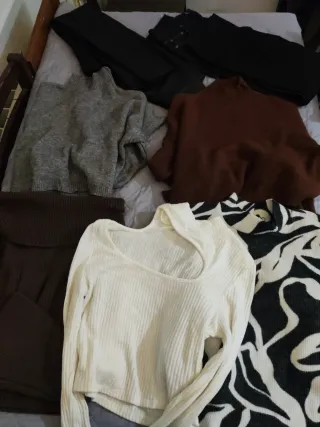 Lote 2, 7 prendas Ropa Talla S