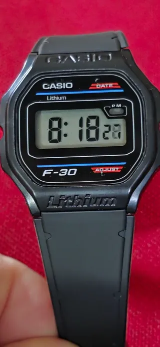 Reloj Casio F-30 Lithium Vintage