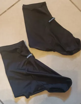 Copriscarpe ciclismo.