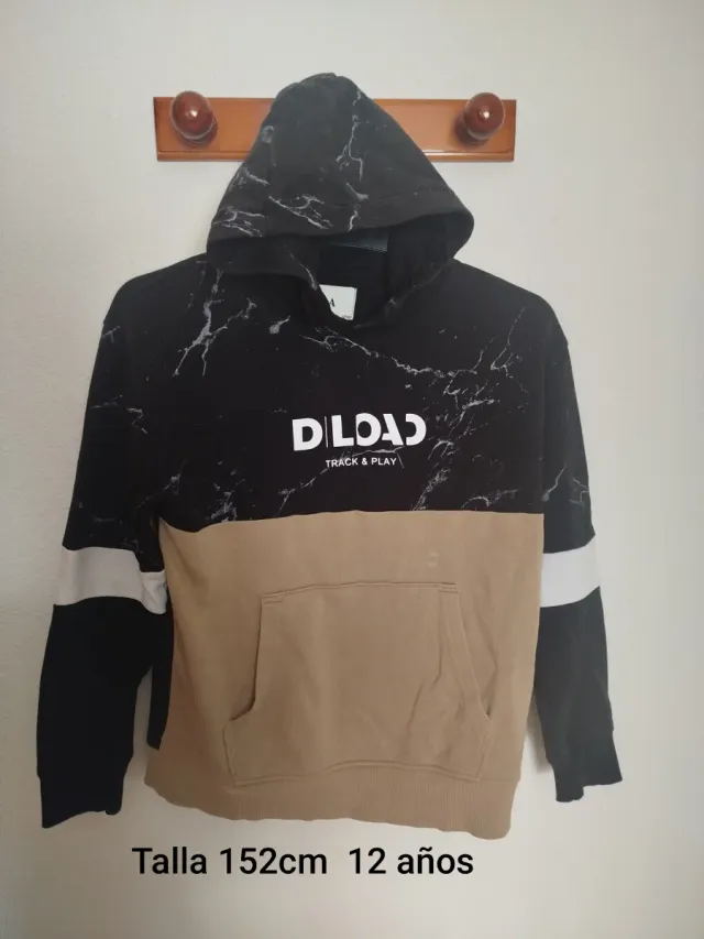 Chandal con capucha y bolsillo frontal T152 12a