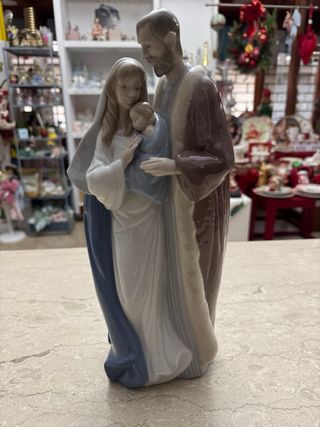 Sacra Famiglia Lladro' statua