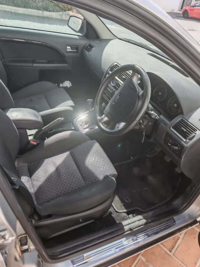Ford Mondeo 2004