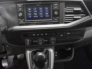 Volkswagen Caravelle 2.0 TDI 110CV Origin 9 Plazas