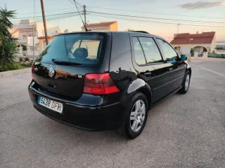 VOLKSWAGEN GOLF IV 1.6 AUTOMÁTICO