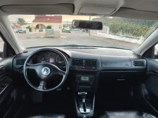 VOLKSWAGEN GOLF IV 1.6 AUTOMÁTICO