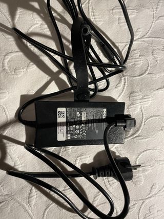 Cargador Dell portátil. oferta