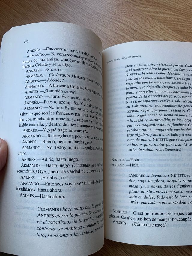 Melocotón en almíbar / Ninette y un señor de Mu...