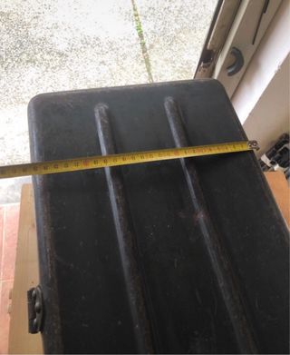 Cassa in ferro per attrezzi