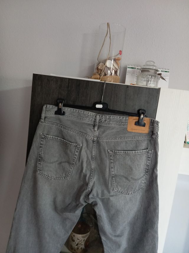 Vaqueros grises hombre talla 44