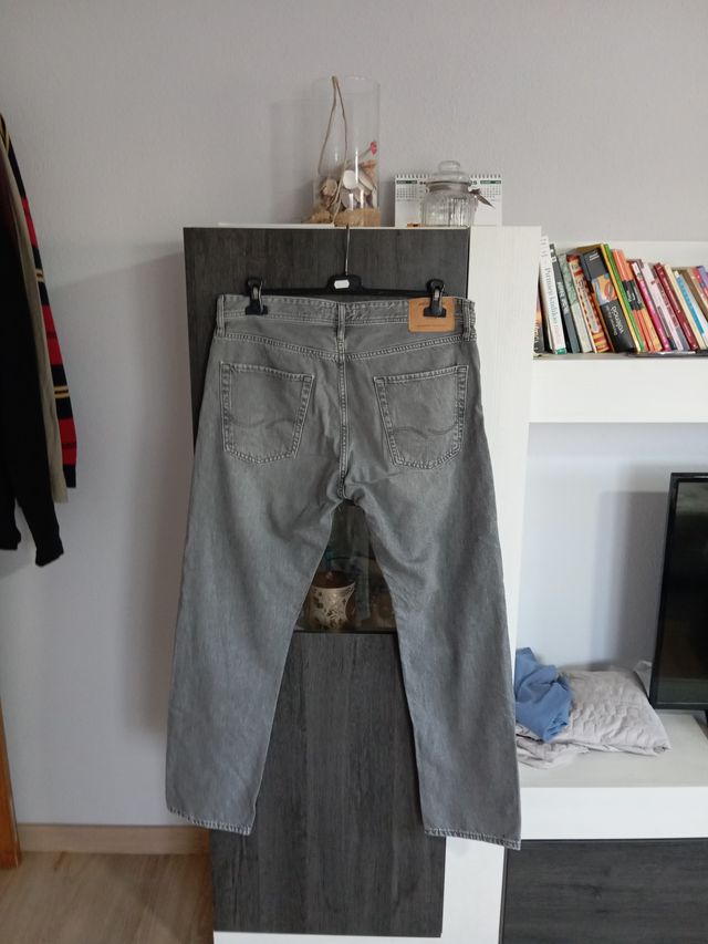 Vaqueros grises hombre talla 44