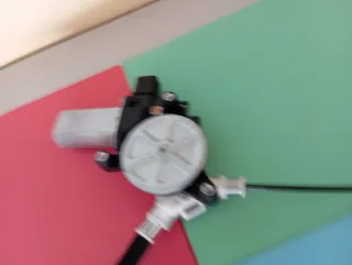 Elevalunas Delantero Izquierdo Honda Accord VII