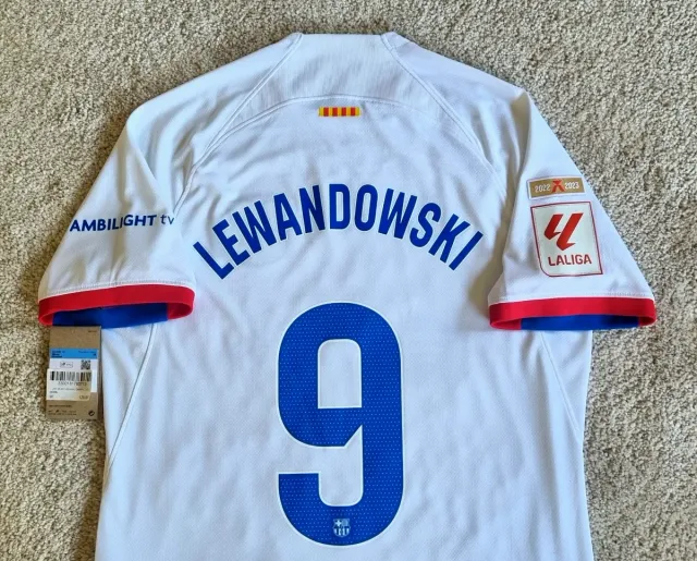 FCB 2022/23. Talla M. LEWANDOWSKI NUEVA ETIQUETAS 