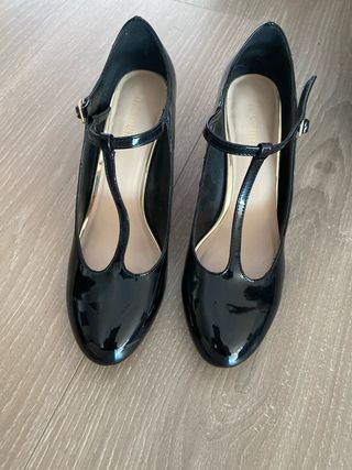 Zapatos Menbur T40 charol negro