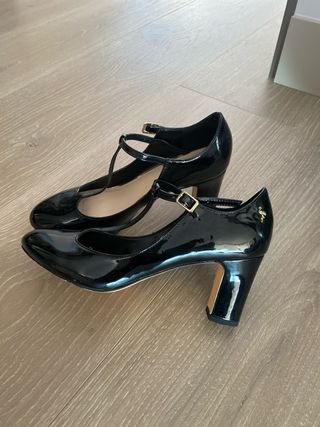 Zapatos Menbur T40 charol negro