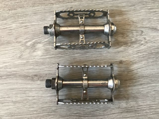 Pedali per bicicletta classici tipo notarile
