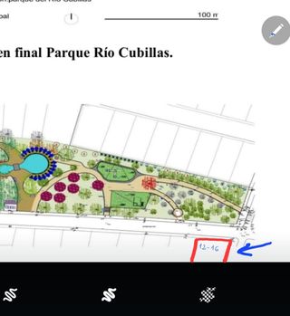 Dos solares urbanos de 204 m² cada uno