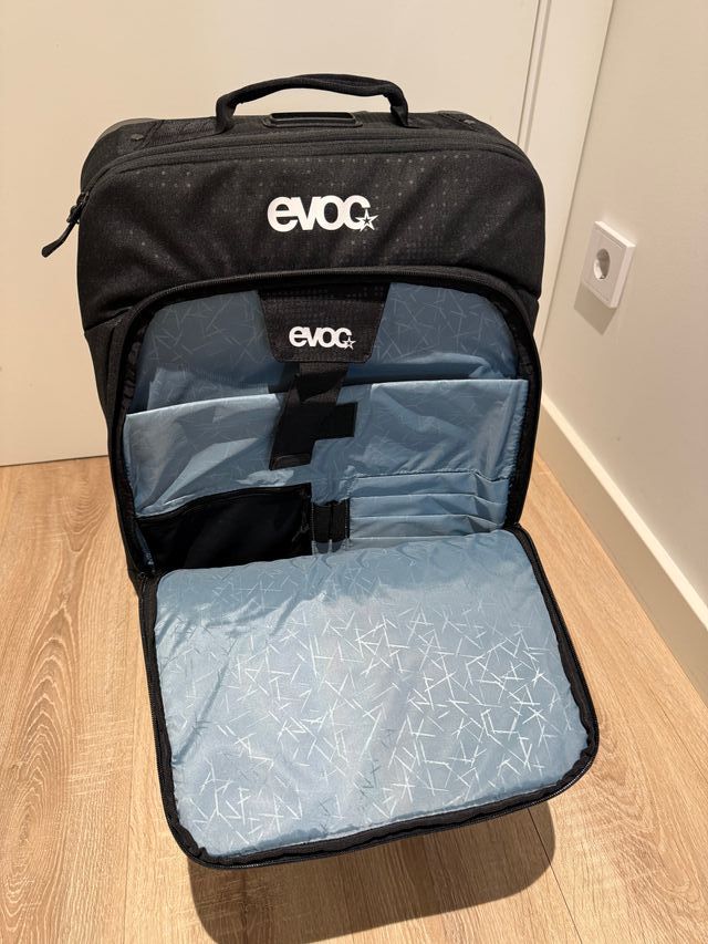 Maleta pequeña EVOC