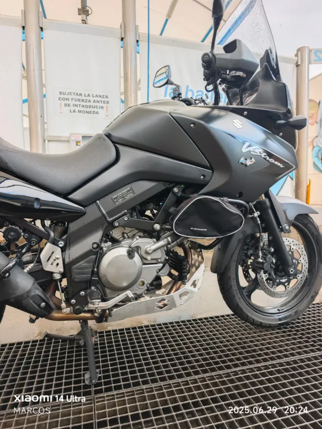 Suzuki DL 650 V-Strom