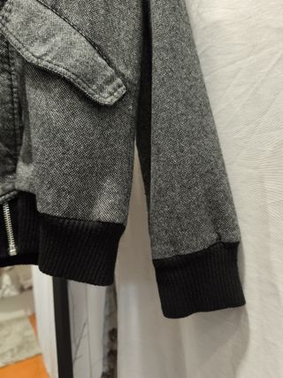 Chaqueta Adidas Bomber Gris y Negra