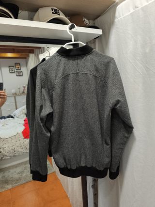 Chaqueta Adidas Bomber Gris y Negra