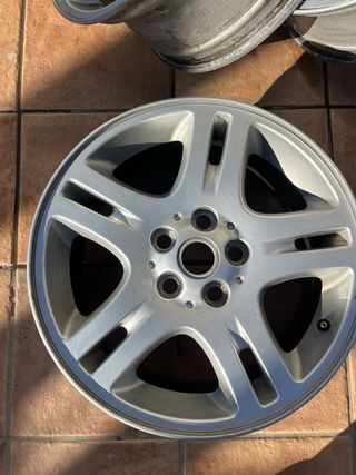 Llantas 18” Range Rover Sport 2004 con tornillos
