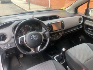 Toyota Yaris 2015